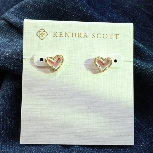 Kendra Scott Ari Heart Dichroic Glass Stud Earrings - Picture 1 of 2